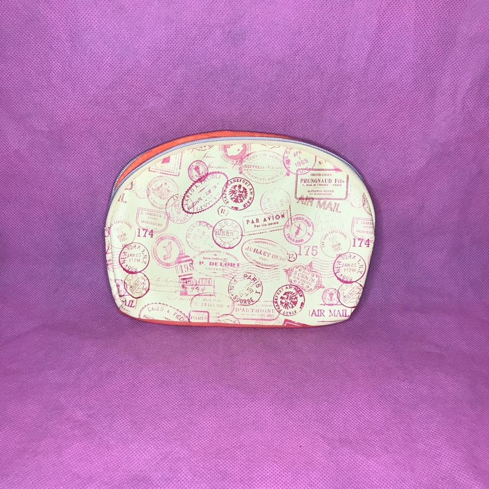 Ipsy make up bag